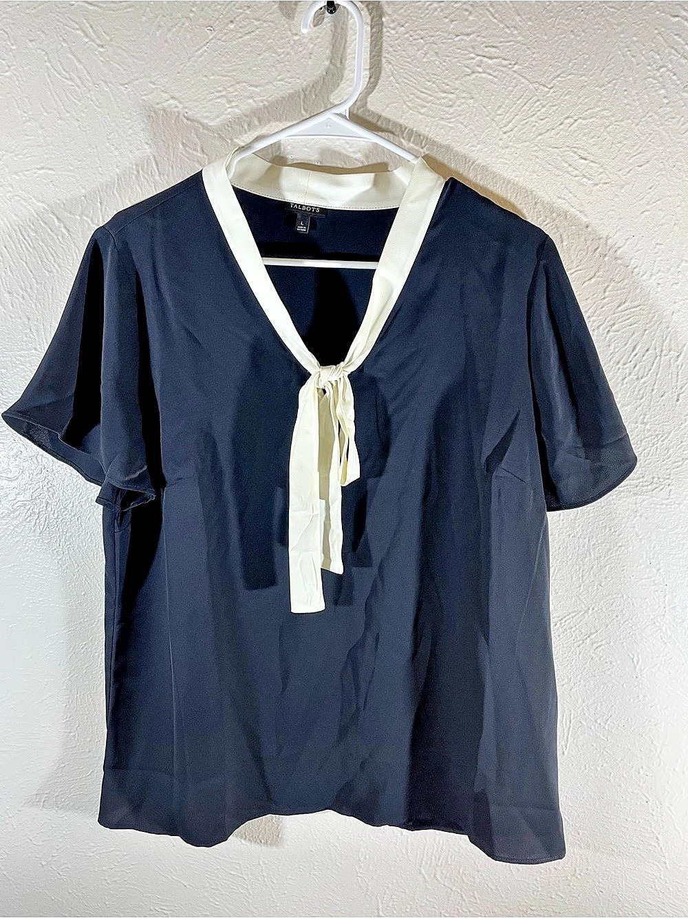 Talbots Short Sleeve Blouse in Black Size Large Like New